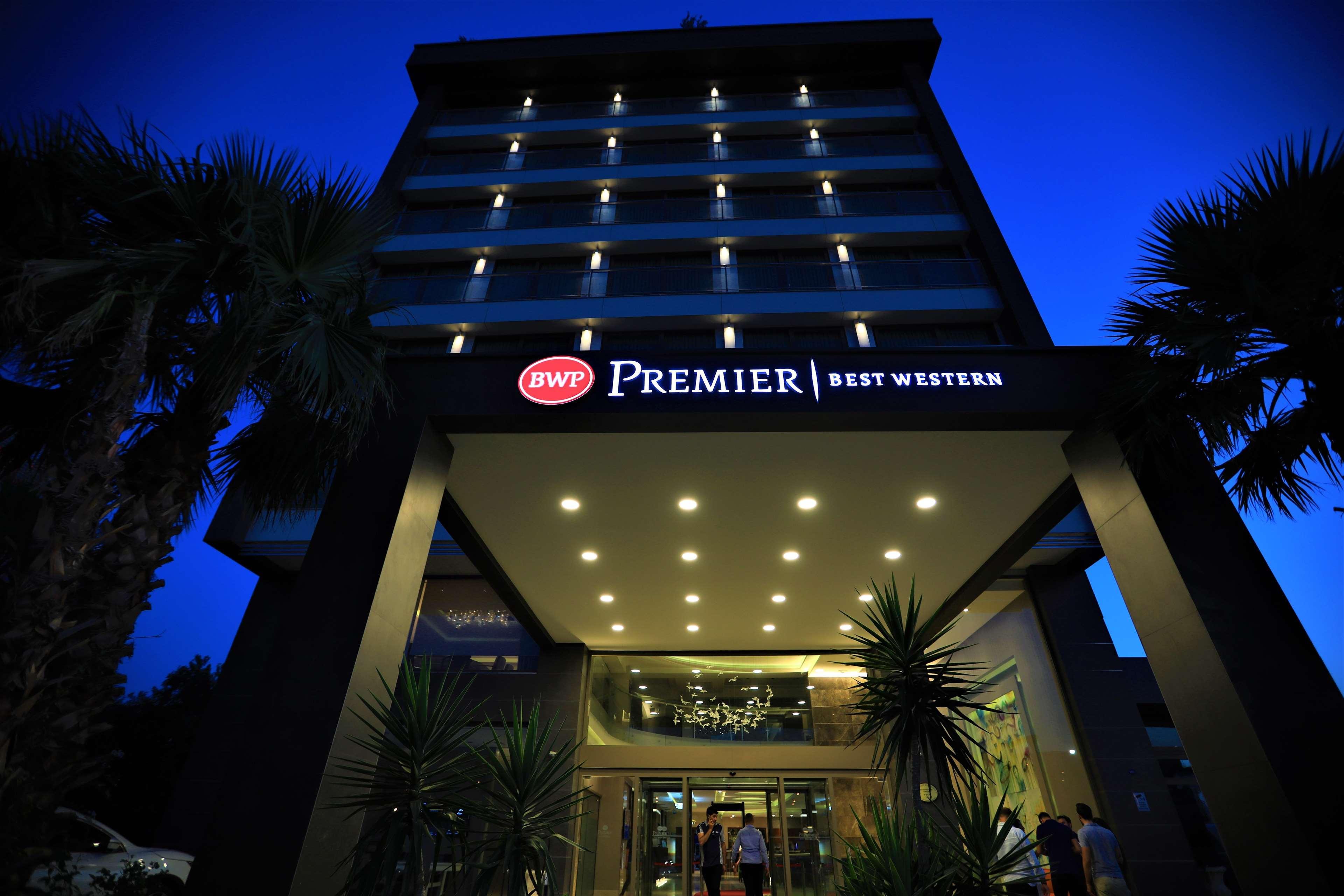Отель Western Premier Karsiyaka Convention &